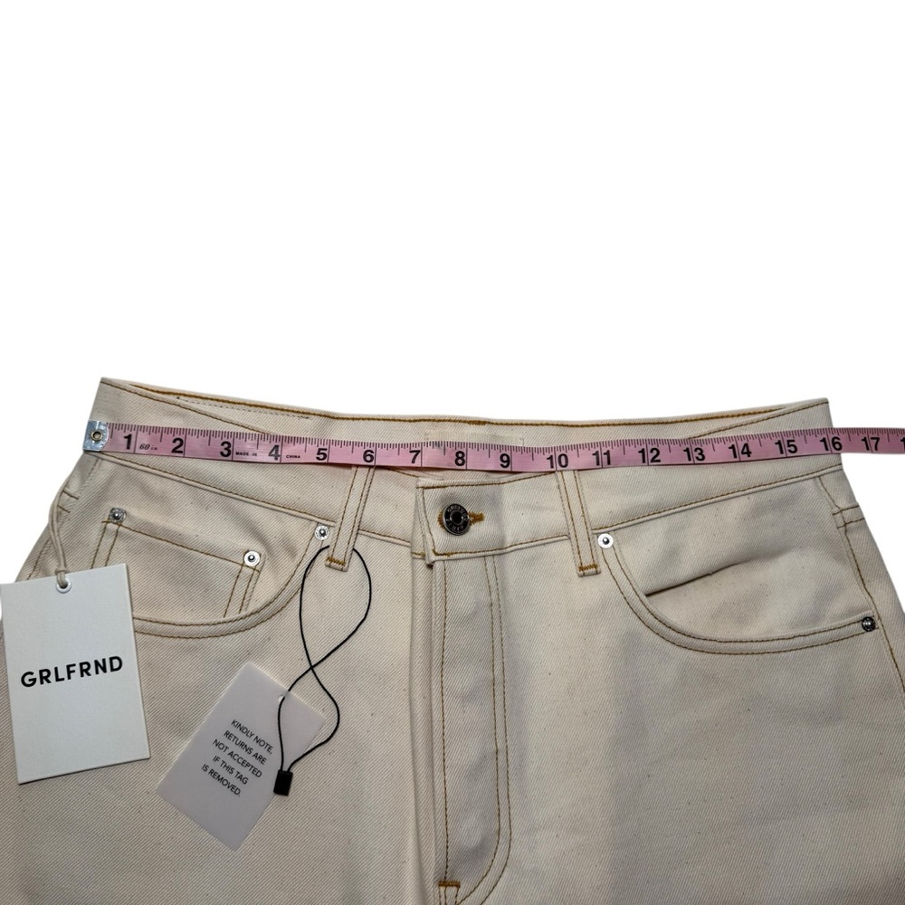 GRLFRND Boyfriend Jeans in Cream - Picture 9 of 16
